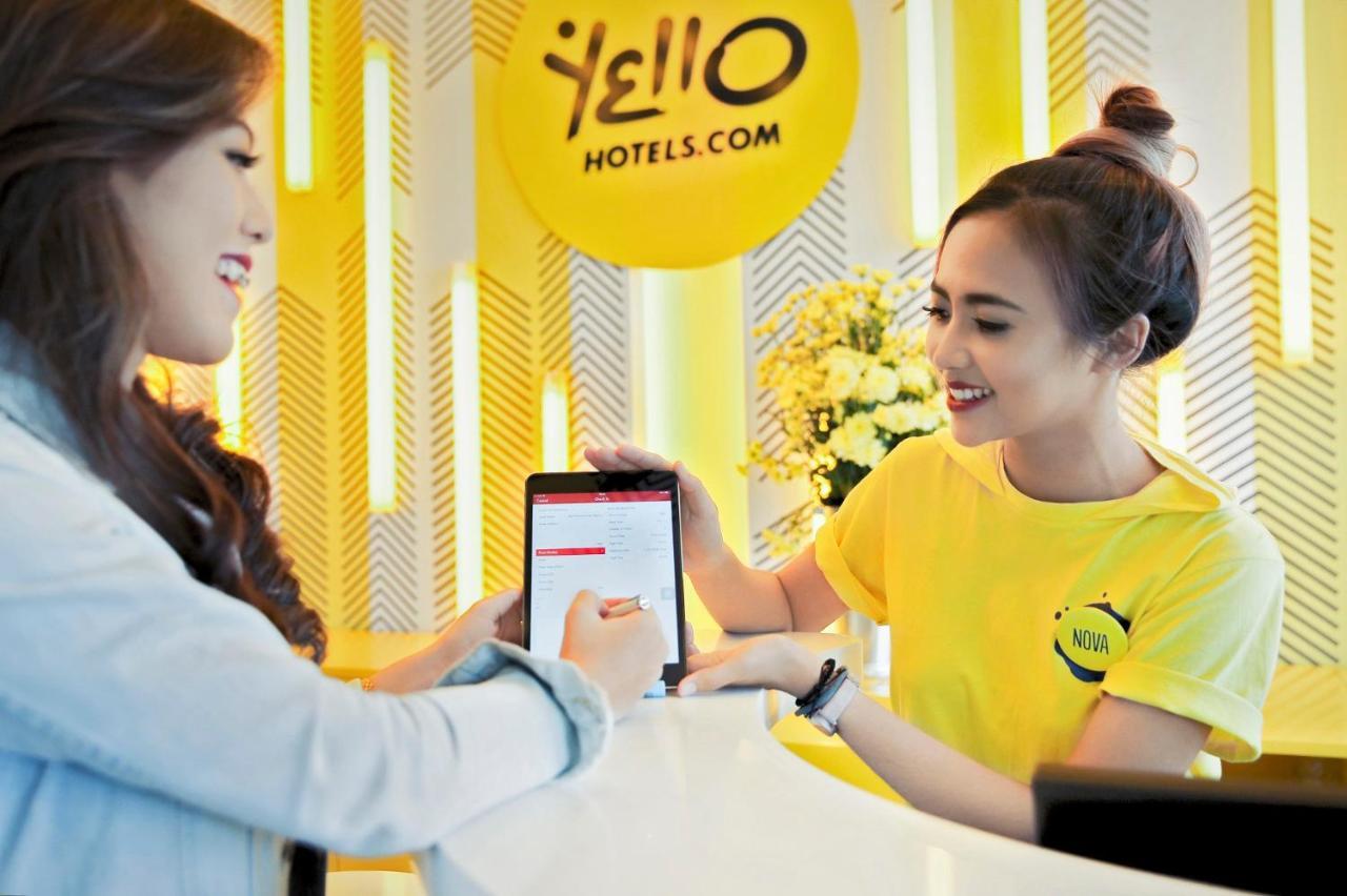 Yello Hotel Paskal Bandung Exterior foto